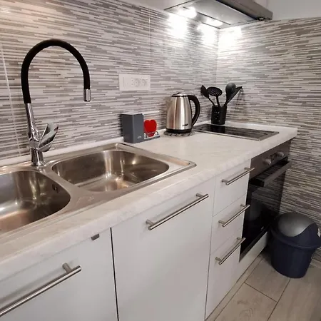 Iva Apartment