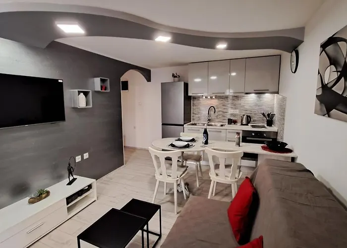 Iva Apartment